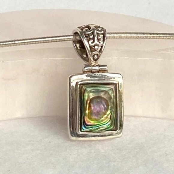 Sterling Silver Paua Abalone Pendant Necklace 16" Round Omega Chain - Picture 2 of 16